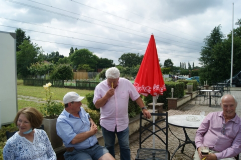 Linda with John Young, Nick Roberts and Geoff Ashcroft<br>