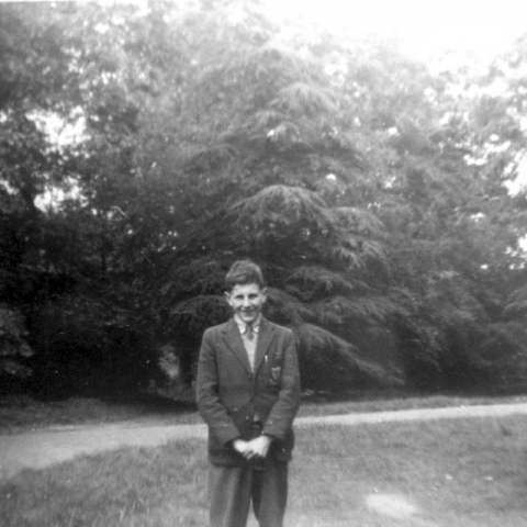  Chris Skidmore - photo by  Richard Woolfrey<br>Richard said -We linked up again after leaving Ottershaw School whilst I was on a tour of duty based in London and he was responsible for catering at the Albert Hall.