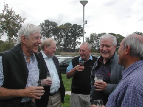 176 Cowan, 282 Nokes, 256 Foster, 249 Alderson, 350 Hibbert.<br>