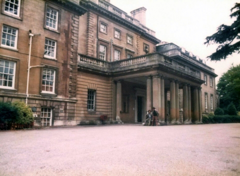 Mansion front<br>Photo supplied by John Smith