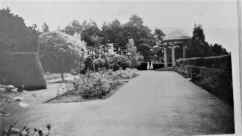Formal Gardens - photo by Bertie Bassett<br>