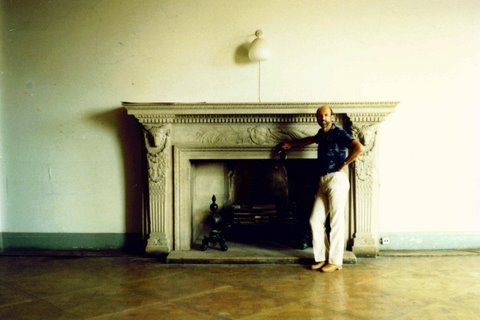 Mansion entrance hall fireplace 1982<br>